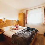 Portis Daire *